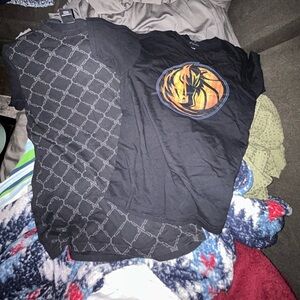 Two shirts for one price